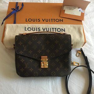 Louis Vuitton Pochette Métis